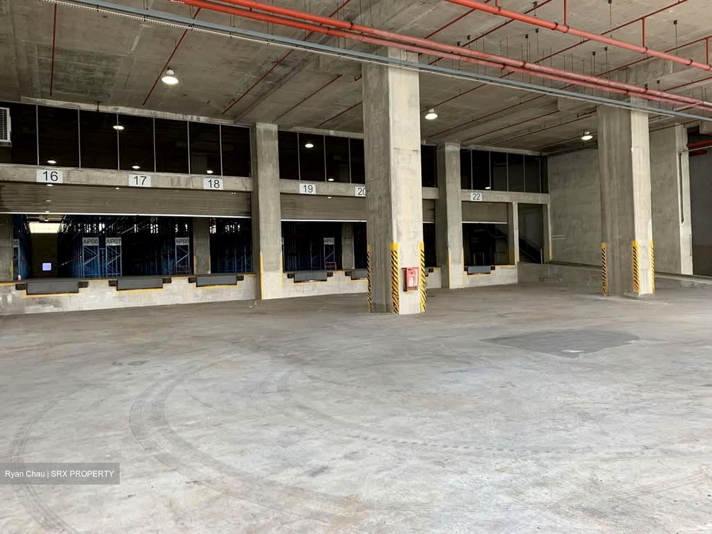 Lok Yang Way (D22), Warehouse #573910021